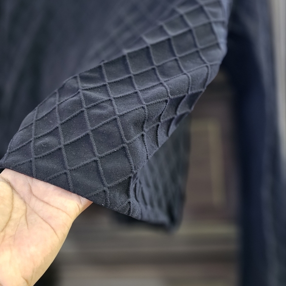 Lululemon jacket - Picture 10 of 12